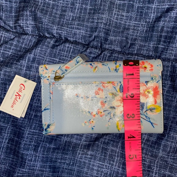 ‼️2/$25‼️Cath Kidston brand new wallet & pouch set - Picture 5 of 8